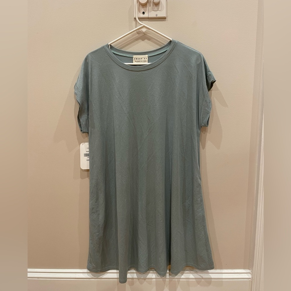 Dress Up Size Small. Very cute. Never worn.